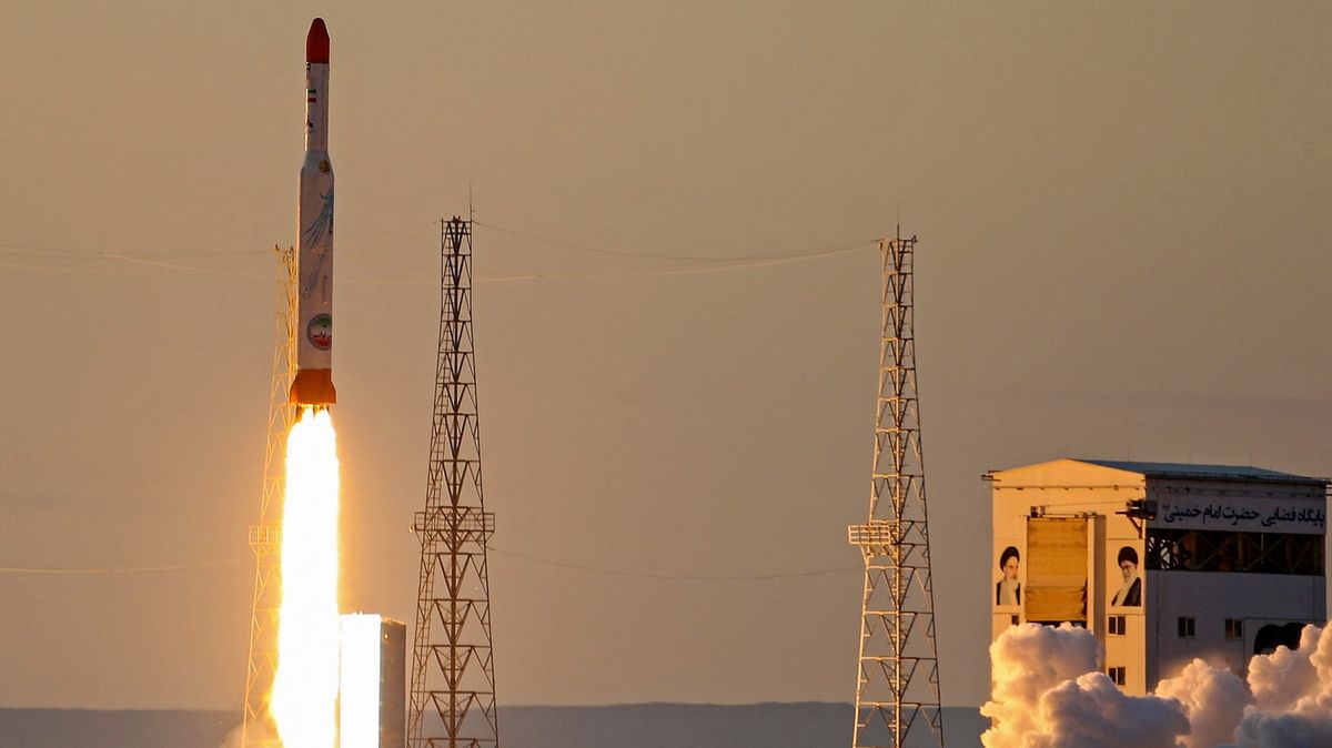 Selhání íránského vesmírného programu. Raketa nenabrala rychlost